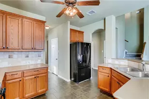 2409 Dovetail St, Pflugerville, TX 78660 - Photo 5