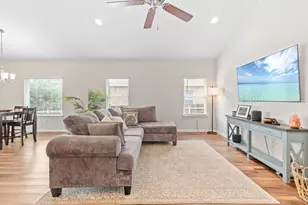 4348 Rockbrook Farms Ln, Georgetown, TX 78628 - Photo 11