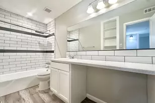 7304 Twin Crest Dr, Austin, TX 78752 - Photo 7