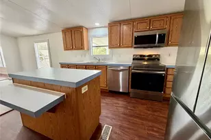 831 Rolling Block Dr, Liberty Hill, TX 78642 - Photo 15