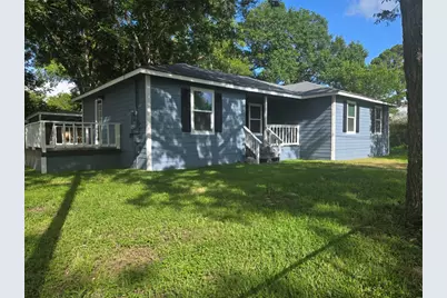 802 Front Street, Columbus, TX 78943 - Photo 1