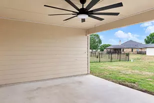 110 Loon Dr, Bastrop, TX 78602 - Photo 35