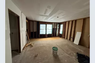 1702 Perez Street, Austin, TX 78721 - Photo 9