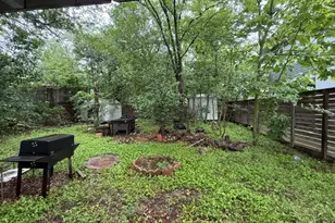 1702 Perez St, Austin, TX 78721 - Photo 7