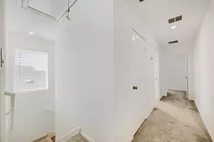 591 Commander Abbott Dr, Jarrell, TX 76537 - Photo 3