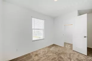 591 Commander Abbott Dr, Jarrell, TX 76537 - Photo 19