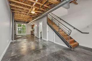 1305 E 6th St, Austin, TX 78702 - Photo 5