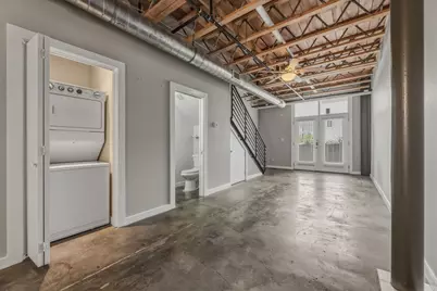 1305 E 6th Street #13, Austin, TX 78702 - Photo 9