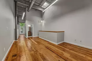 1305 E 6th St, Austin, TX 78702 - Photo 17