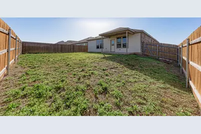 201 Pivot Drive, Taylor, TX 76574 - Photo 33