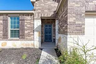 201 Pivot Dr, Taylor, TX 76574 - Photo 3