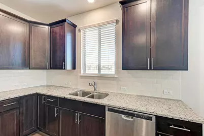 201 Pivot Drive, Taylor, TX 76574 - Photo 9