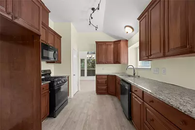 709 Firethorn Lane, Round Rock, TX 78664 - Photo 11