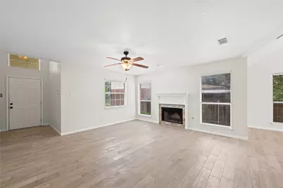 709 Firethorn Lane, Round Rock, TX 78664 - Photo 5