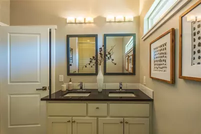 7601 Bethune Avenue #B, Austin, TX 78752 - Photo 13