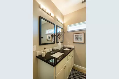 7601 Bethune Avenue #B, Austin, TX 78752 - Photo 13