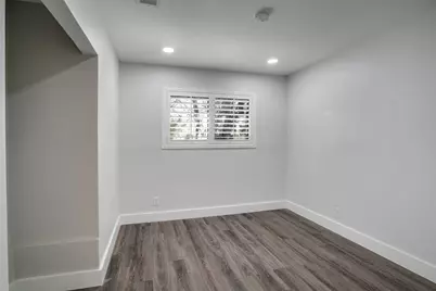 1043 Springdale Road, Austin, TX 78721 - Photo 15