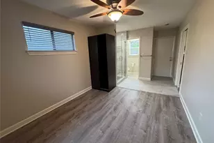 1005 Willow St, Austin, TX 78702 - Photo 7