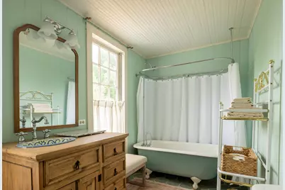 200 Bluff Street, Dripping Springs, TX 78620 - Photo 9