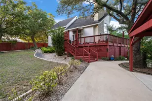 1204 Summit Edge Dr, Austin, TX 78732 - Photo 3