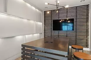 7200 Easy Wind Dr, Austin, TX 78752 - Photo 11