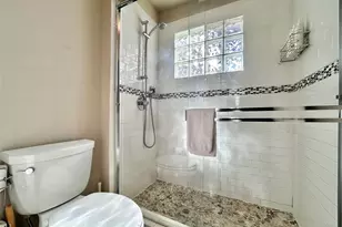 1106 W 6th St, Austin, TX 78703 - Photo 23