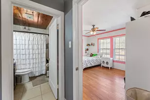 274 Old Potato Rd Rd, Paige, TX 78659 - Photo 17