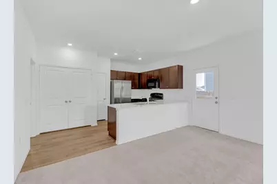 2812 Dezmond Diamond Court, Pflugerville, TX 78660 - Photo 5