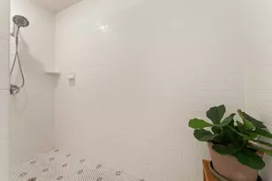 1204 W 22 1/2 St, Austin, TX 78705 - Photo 13