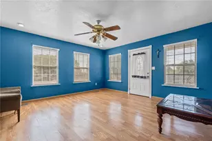 110 Belinda Ln, Kyle, TX 78640 - Photo 15