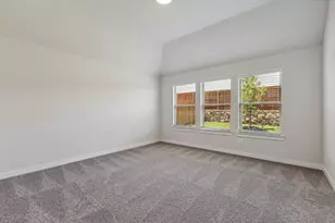 113 Mandeville Dr, Hutto, TX 78621 - Photo 11