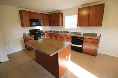 9001 Tall Sky Trace, Austin, TX 78724 - Photo 19