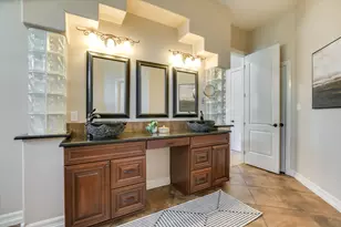 2609 Camel Tr, New Braunfels, TX 78132 - Photo 11