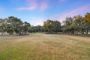 2609 Camel Tr, New Braunfels, TX 78132 - Photo 35