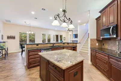 2609 Camel Trail, New Braunfels, TX 78132 - Photo 13