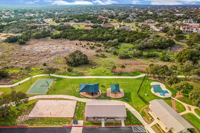 2609 Camel Trail, New Braunfels, TX 78132 - Photo 7