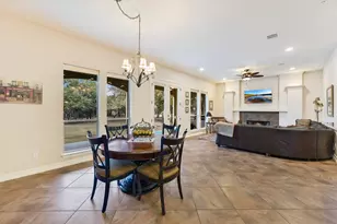 2609 Camel Tr, New Braunfels, TX 78132 - Photo 19