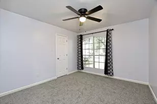 401 Bandara Woods Blvd, Elgin, TX 78621 - Photo 13