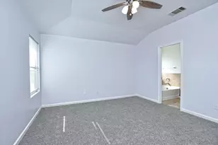 401 Bandara Woods Blvd, Elgin, TX 78621 - Photo 9