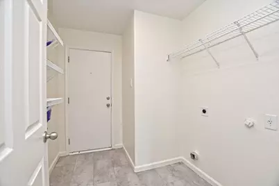 401 Bandara Woods Boulevard, Elgin, TX 78621 - Photo 17