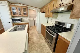 3075 FM2001, Buda, TX 78610 - Photo 5
