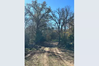 650 Coastal Lane, Luling, TX 78648 - Photo 23