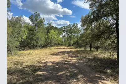 650 Coastal Lane, Luling, TX 78648 - Photo 11