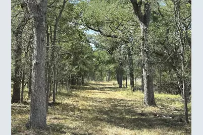 650 Coastal Lane, Luling, TX 78648 - Photo 13
