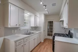 509 Treys Way, Austin, TX 78745 - Photo 9