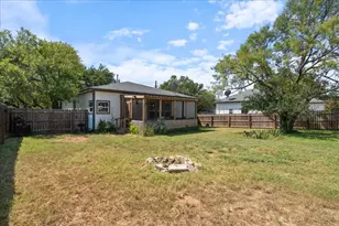 306 Songwood Dr, Spicewood, TX 78669 - Photo 17