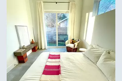 910 Gullett Street #2, Austin, TX 78702 - Photo 11