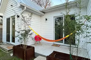 910 Gullett St, Austin, TX 78702 - Photo 1