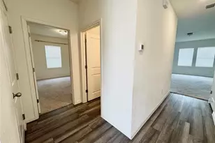 102 Gemsbok Rd, Hutto, TX 78634 - Photo 9