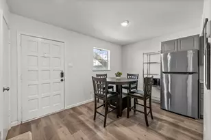 2300 Hancock Dr, Austin, TX 78756 - Photo 5